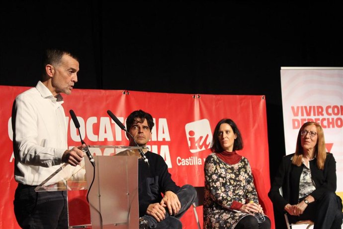 Antonio Maíllo en el acto central de las jornadas de 'Vivir con derechos'