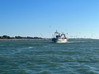 Archivo - Barco pesquero.