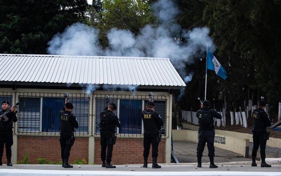 Archivo - Efectivos de las Policía Nacional Civil de Guatemala.