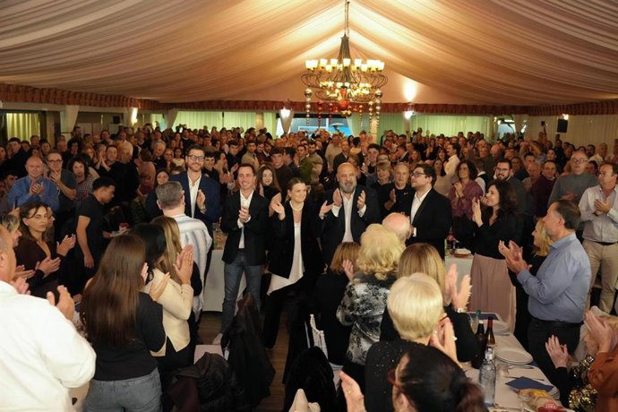 La presidenta del PP Baleares y del Govern, Marga Prohens, en la cena de Navidad del partido en las Islas