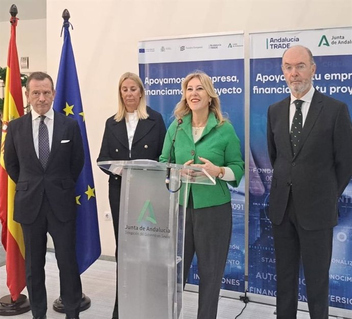 El Consejo Rector de Andalucía Trade, presidido por la consejera de Economía, Hacienda, Fondos Europeos y Diálogo Social, Carolina España.