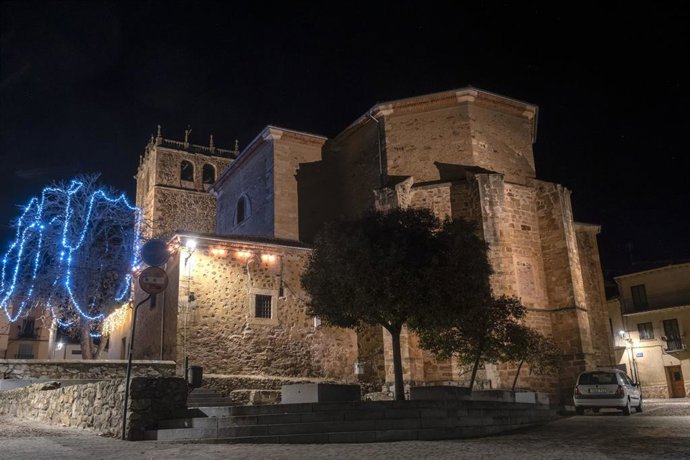 La Diputación de Segovia renueva la iluminación ornamental de Sepúlveda, Maderuelo y Riaza