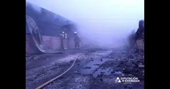 Mueren 1.500 lechones y 25 madres de cría en el incendio ya extinguido de dos naves porcinas de Sancho Abarca