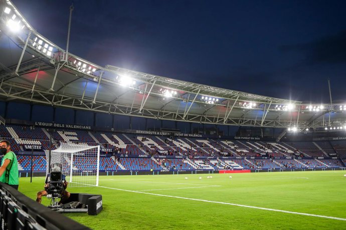 Archivo - A general view inside the stadium during the spanish league, La Liga Santander, football match played between Levante UD and Real Madrid at Ciutat de Valencia stadium on Auguts 22, 2021, in Valencia, Spain.