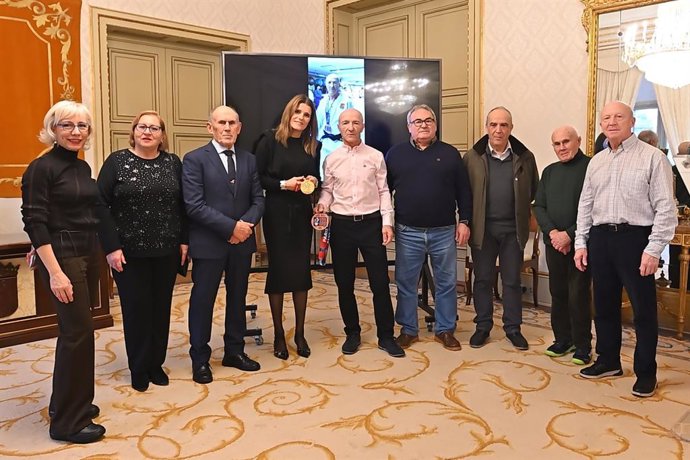 El Ayuntamiento celebra la nueva medalla de bronce en el Campeonato del Mundo de Judo de Veteranos del salmantino Julio Vicente Ramos