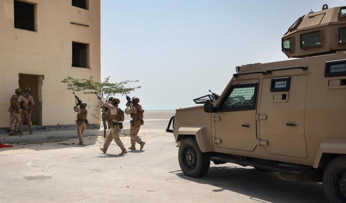 Militares estadounidenses durante un ejercicio de asalto a un edificio (archivo)