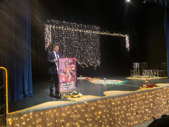 La Diputación de Jaén celebra el pregón de la Navidad con la Asociación de Mujeres 'La Floresta'.