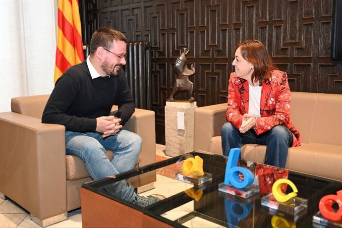 El alcalde y la consellera