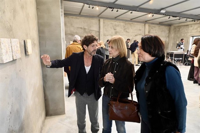 La alcaldesa de Jerez, María José García Pelayo, en la inauguración de la exposición 'Sarmiento'.