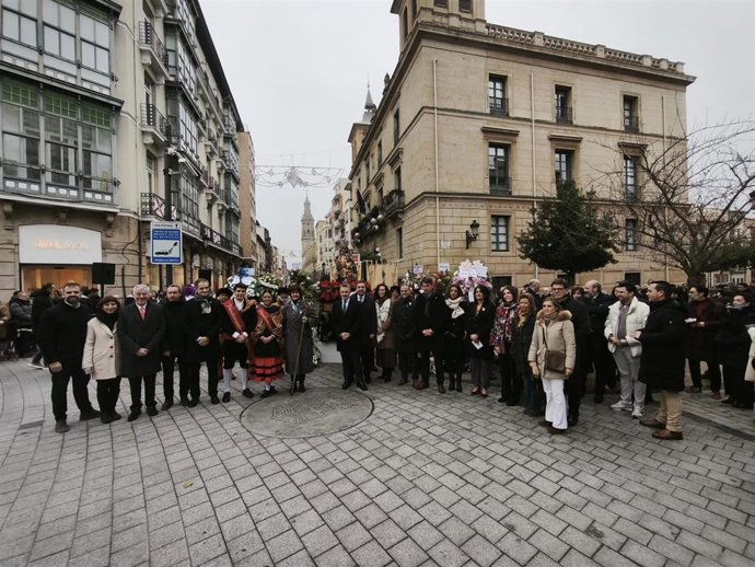 Logroño rinde homenaje a su Patrona y Alcaldesa Mayor, la Virgen de la Esperanza, con su Ofrenda Floral