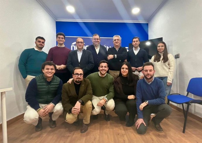 Encuentro de las Nuevas Generaciones de Jaén en un Foro sectorial de turismo.