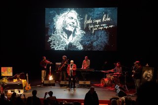 Acte d'homenatge a Robi Iniesta, en el Palau de Congressos de Plasencia