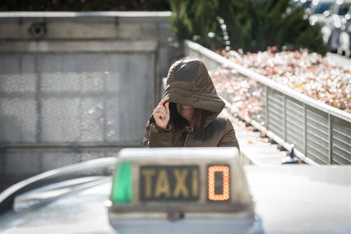 La exmilitante socialista Leire Díez a su salida de la Audiencia Nacional, a 13 de diciembre de 2025, en Madrid (España).