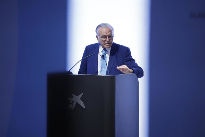 Archivo - El presidente de Fundación 'La Caixa', Isidro Fainé