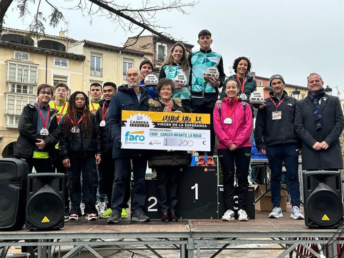 Asier Gómez y Ana Camino se imponen en la Carrera Virgen de la Esperanza, Patrona de Logroño, 2025