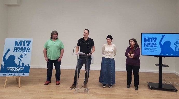 MItxel Lakuntza greba orokorra iragartzeko agerraldian hitz egiten