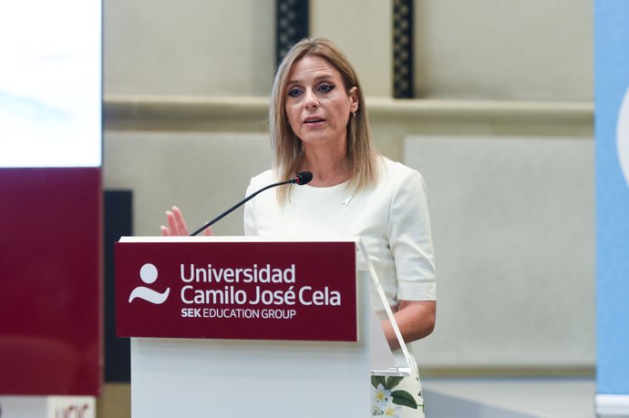 Archivo - La presidenta de la Federación Española de Familias con Cáncer Infantil, Verónica Ortiz, asiste al acto institucional 35º Aniversario de la Federación Española de Familias con Cáncer Infantil, en Espacio Almagro, a 19 de septiembre de 2025, en M