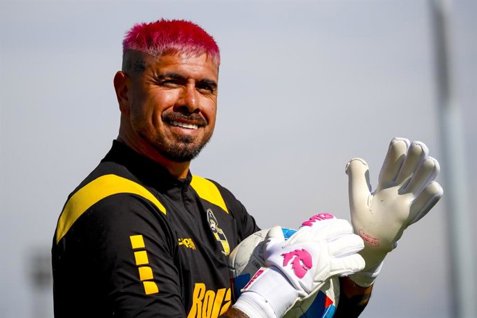 Futbol, Palestino vs Coquimbo Unido. Fecha 27, Liga de Primera 2025. El jugador de Coquimbo Unido Diego Sanchez, es fotografiado durante el partido de primera division disputado en el Estadio Municipal de La Cisterna, Santiago, Chile. 08/11/2025 Pepe