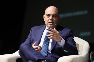 El presidente de la Federación Nacional de Asociaciones de Autónomos (ATA) y vicepresidente de CEOE, Lorenzo Amor, participa en un coloquio organizado por Europa Press Andalucía.