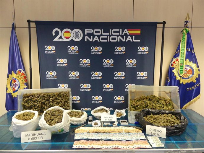 Material intervenido en Almassora