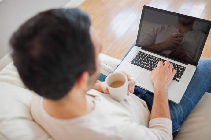 Devuelving refuerza el auge de las franquicias online accesibles en el ecosistema emprendedor español
