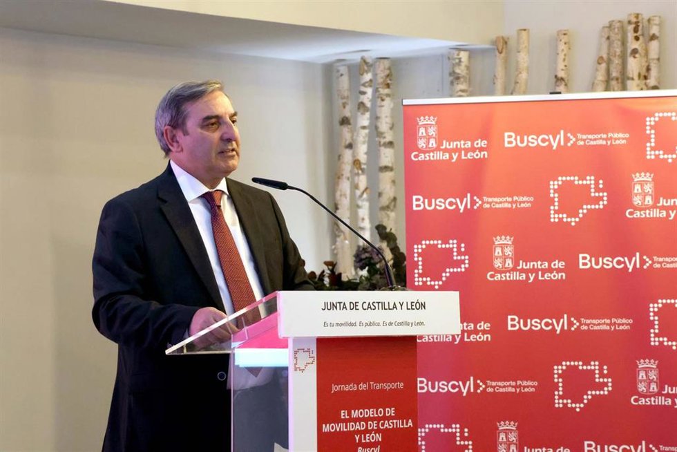 El Consejero De Movilidad Y Transformación Digital, José Luis Sanz Merino, En La Jornada 'El Modelo De Movilidad En Castilla Y León, Buscyl'.