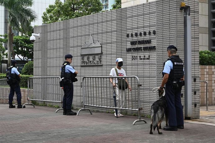 Archivo - Imagen de archivo de las inmediaciones de los juzgados en Hong Kong. 