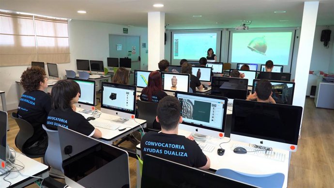 El IES Sierra de Guara de Huesca, reconocido por Caixabank Dualiza como uno de los 38 proyectos de FP más innovadores