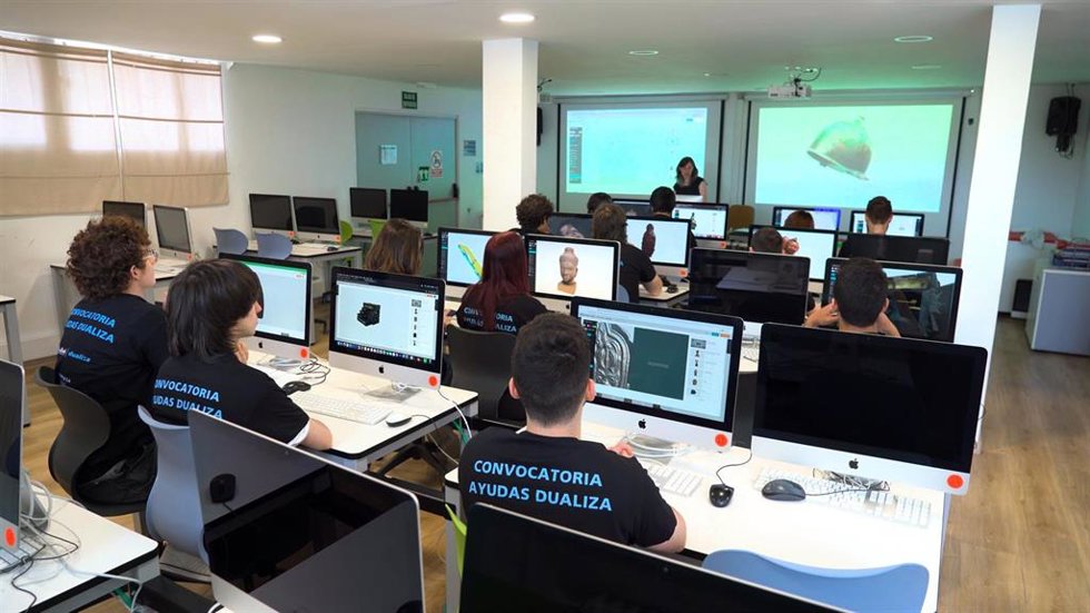 El IES Sierra de Guara de Huesca, reconocido por Caixabank Dualiza como uno de los 38 proyectos de FP más innovadores