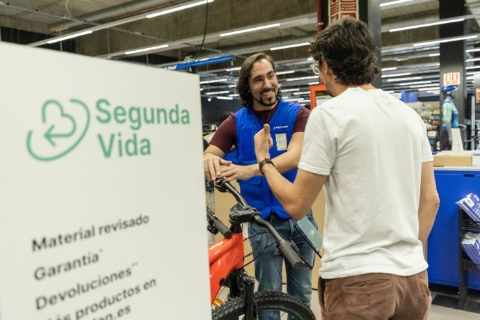 Segunda vida, primeras emociones: la propuesta de Decathlon para regalar deporte estas fiestas.