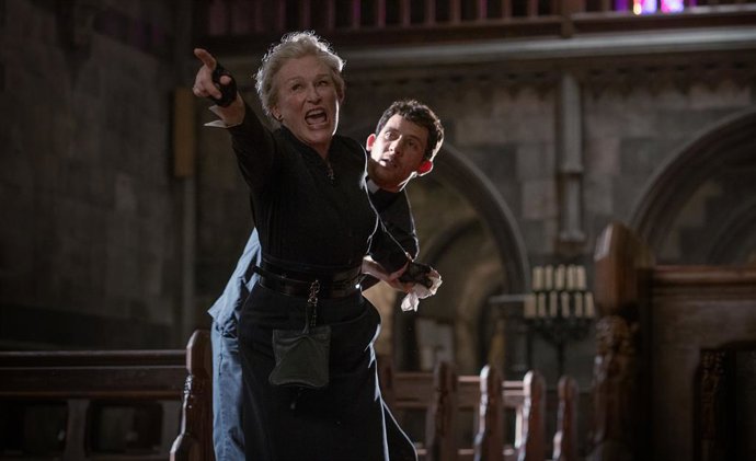 El final de Puñales por la espalda: De entre los muertos, explicado: ¿Quién es el asesino y quién muere?