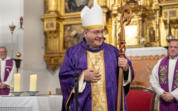 Monseñor José María Gil Tamayo