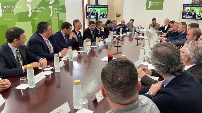 Encuentro empresarial con el embajador de China en España.