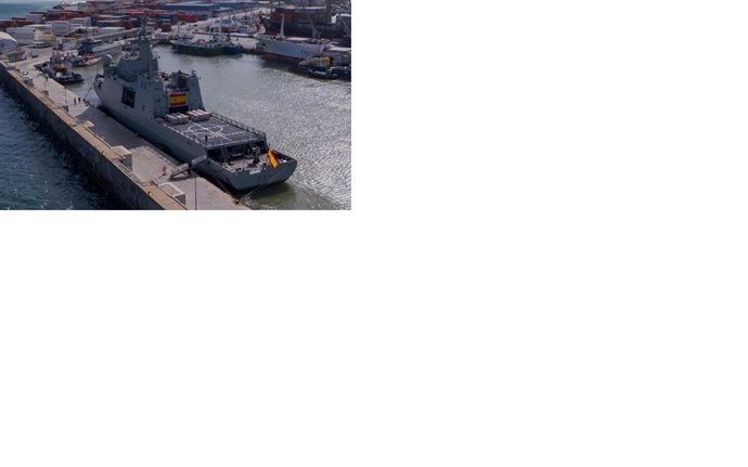 El BAM 'Rayo' en su base de Las Palmas tras estar desplegado en África