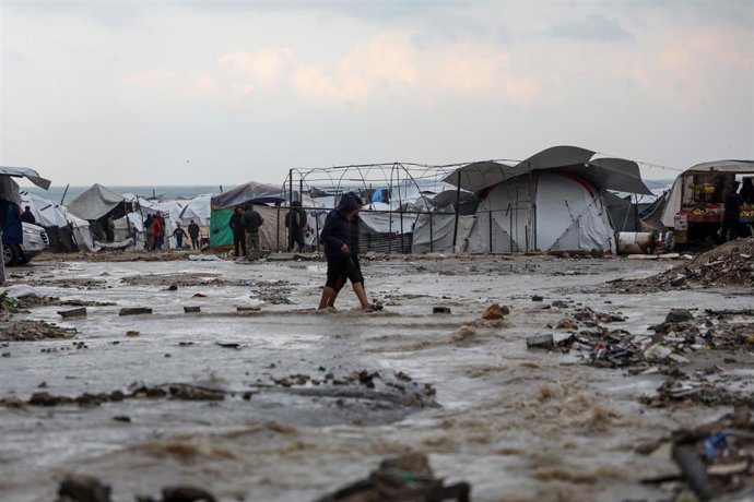 Inundaciones en ciudad de Gaza por el temporal invernal