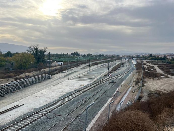 Nueva playa de vías del centro logístico de Murcia Mercancías