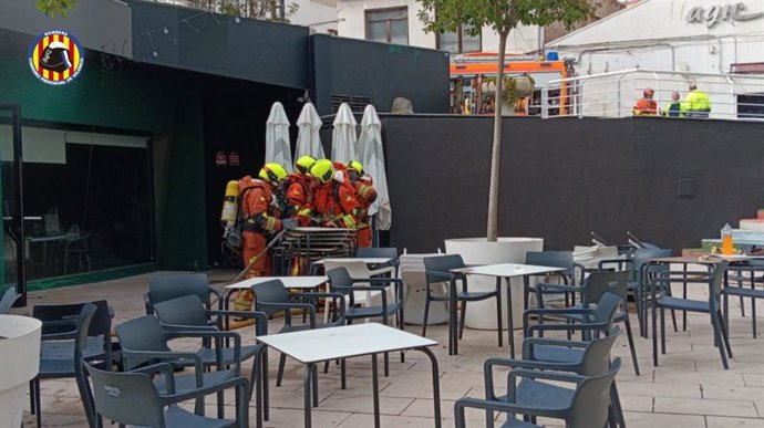 Extingixen un incendi en la cuina d'un restaurant d'Ontinyent