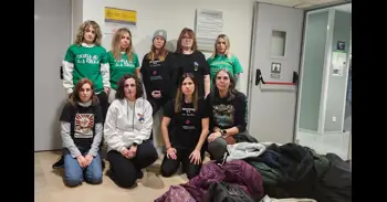 Educadoras infantiles se encierran en Educación para "forzar" la apertura de una negociación