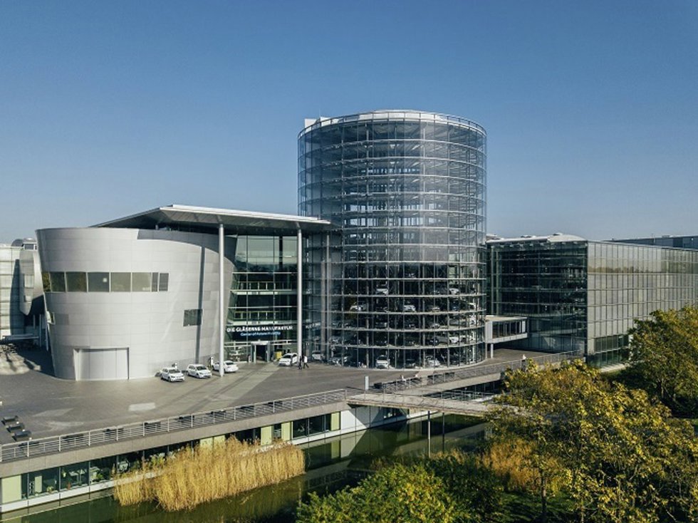 Archivo - Fábrica de cristal de Volkswagen en Dresde (Alemania)