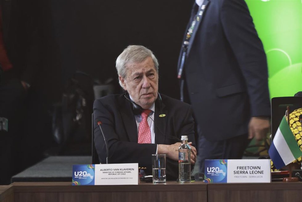 Archivo - El ministro de Exteriores de Chile, Alberto lvan Klaveren 