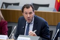 Óscar Puente pregunta a Yolanda Díaz si incluye a ministros de Sumar en la remodelación que pide y rechaza la propuesta