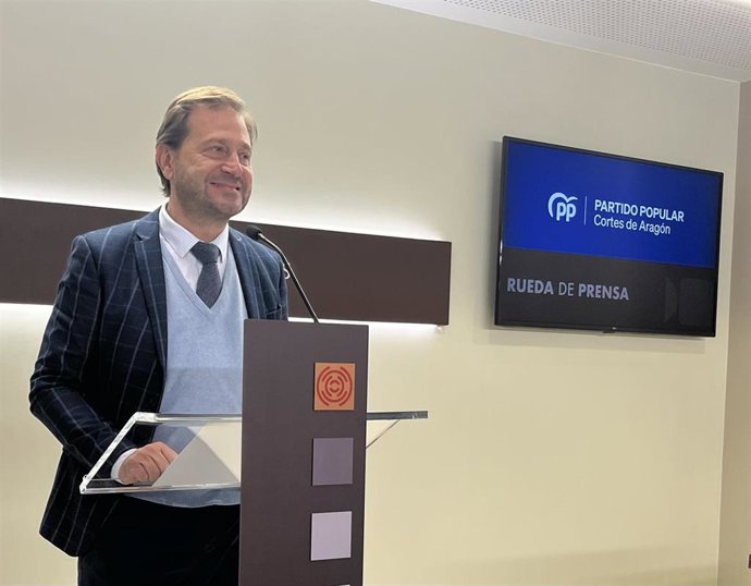 El portavoz del PP Aragón, Fernando Ledesma.