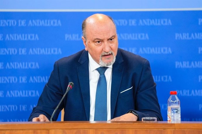 El portavoz adjunto de Vox en el Parlamento andaluz, Ricardo López Olea, este martes