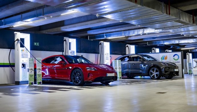 Iberdrola | bp pulse supera los 2.000 puntos de recarga en España y Portugal tras duplicar su red en un año