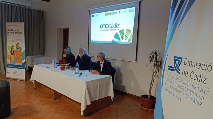 El vicepresidente segundo y responsable del Área de Transición Ecológica de la Diputación de Cádiz, Javier Vidal, en la jornada de balance de la Oficina de Transformación Comunitaria (OTC) desarrollada en El Bosque