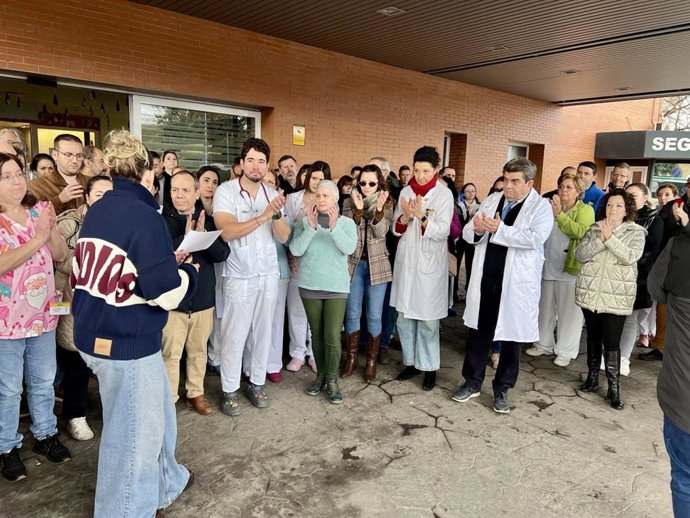 El personal sanitario del hospital de Puertollano expresa su repulsa por la paliza a la médica de Urgencias.