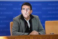 PSOE-A teme que Moreno "utilice" la crisis de los cribados de cáncer como "estrategia editorial" para "vender" su libro