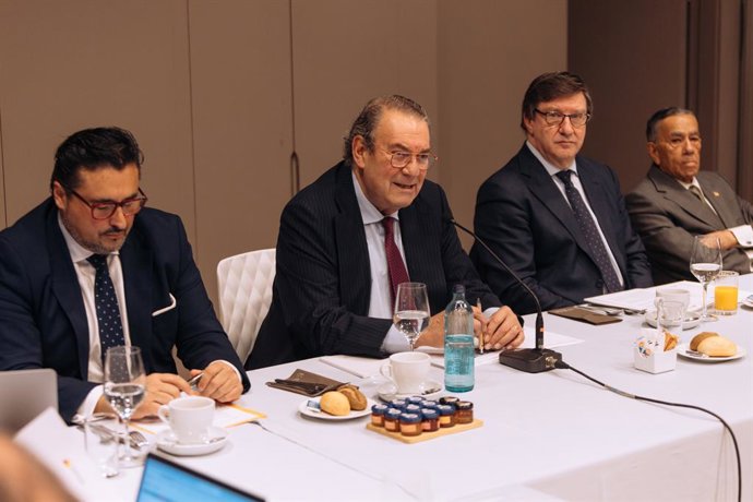 Rueda de prensa de la Mesa del Turismo.