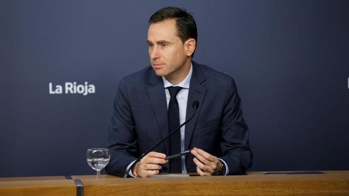 El consejero de Política Local, Infraestructuras y Lucha contra la Despoblación, Daniel Osés