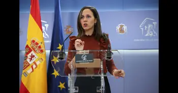 Podemos exhorta a la izquierda a "salir a las calles" contra el Gobierno, que echa a España en "brazos de PP y Vox"